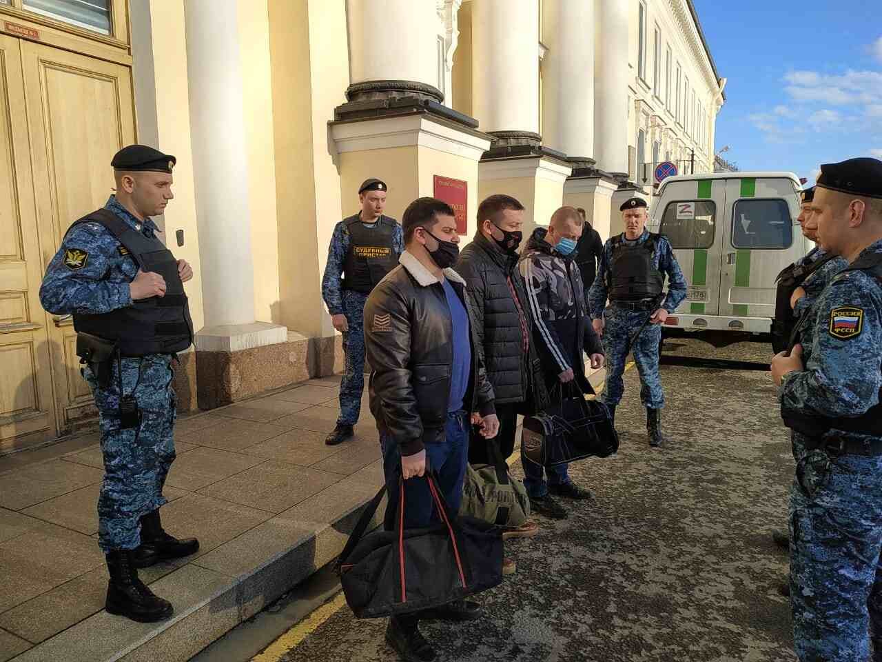 Судебные приставы Ленинградской области выдворили из региона и страны более  580 иностранных граждан » Информационное агентство МАНГАЗЕЯ